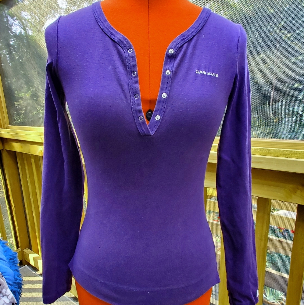Gas purple top size XS